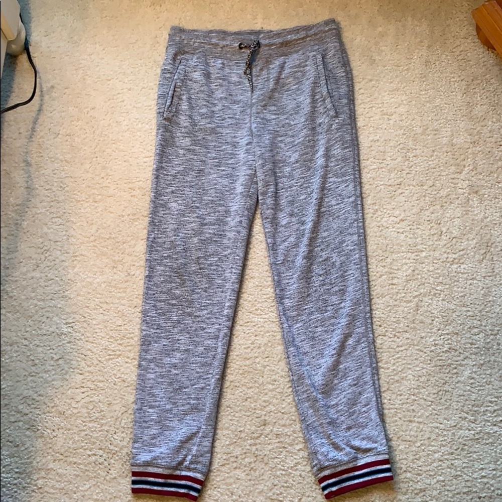 Boys L joggers (12-14)